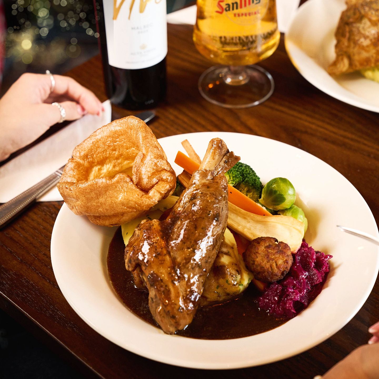 Christmas Day 2025 Lunch, Dinner & Dining at The Tynewydd Inn in Barry